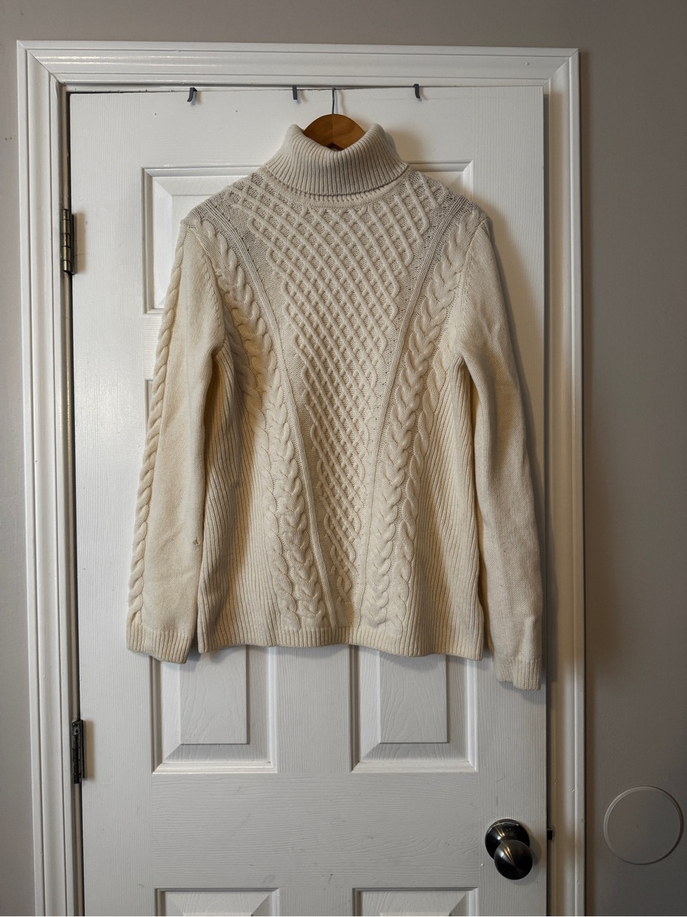 Brooks Brothers Saxxon Wool Turtleneck Sweater Cream Cable Knit *SEE DESCRIPTION